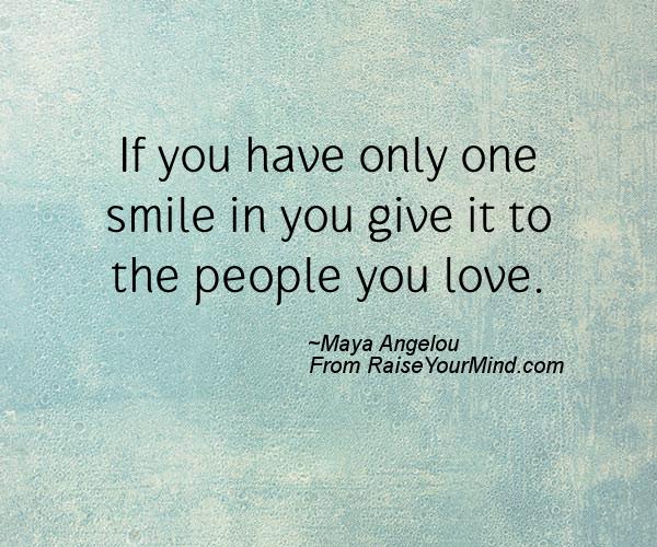 A nice happiness quote from Maya Angelou - Proverbes Happiness