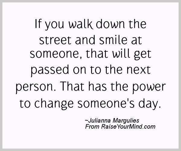 A nice happiness quote from Julianna Margulies - Proverbes Happiness