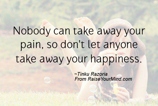 A nice happiness quote from Tinku Razoria - Proverbes Happiness